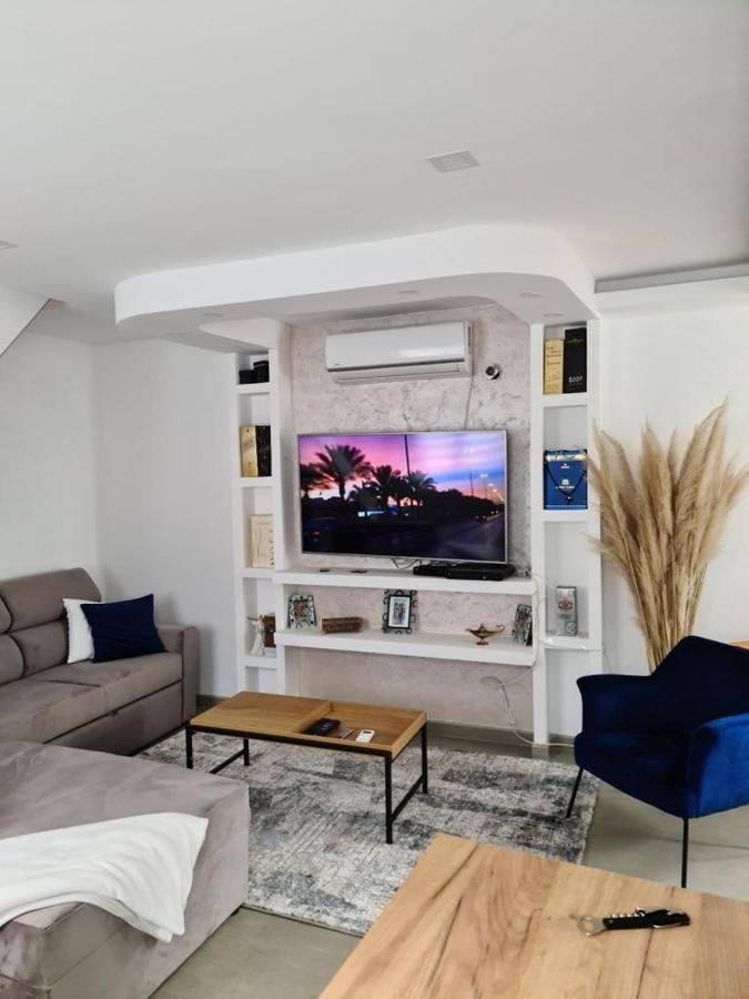Sea Side Apartment โกตอร์ ภายนอก รูปภาพ
